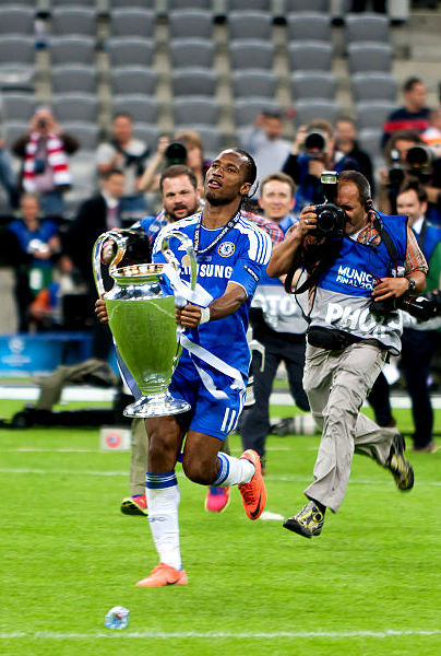 garethluiz-blog:  Didier Drogba returns to Chelsea from Galatasaray SK. 