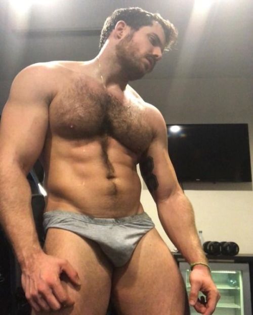 100% Hairy Men