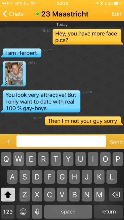 squided:  “Biphobia doesn’t exist in the gay community” yeah…. right……….