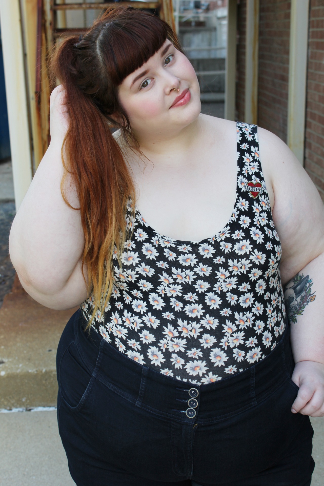 afatfox:  cellulite 5evrbodysuit ~ forever21+ (3x)shorts ~ torrid (26)shoes ~ target