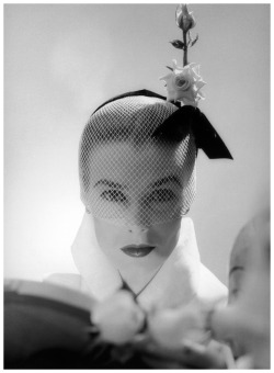 robertocustodioart: Lillian Marcuson by Milton Greene 1951