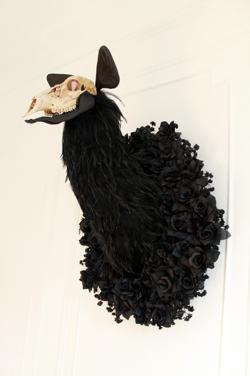 linenandwool:Doe (New) by Kristen LeonardI love this thing so much.