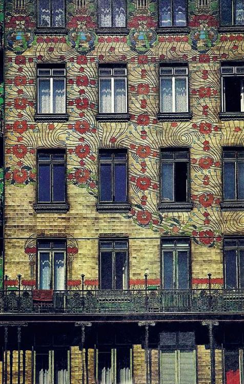danismm:Majolikahaus, Vienna 1900. Arch. Otto Wagner.