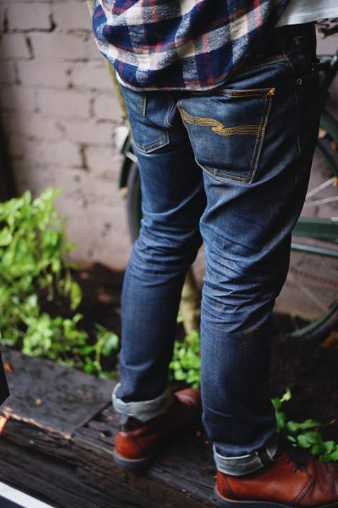 nudiejeanslover:  ©nudiejeans.com 