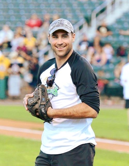 athlete: johnny boychuk | Tumblr