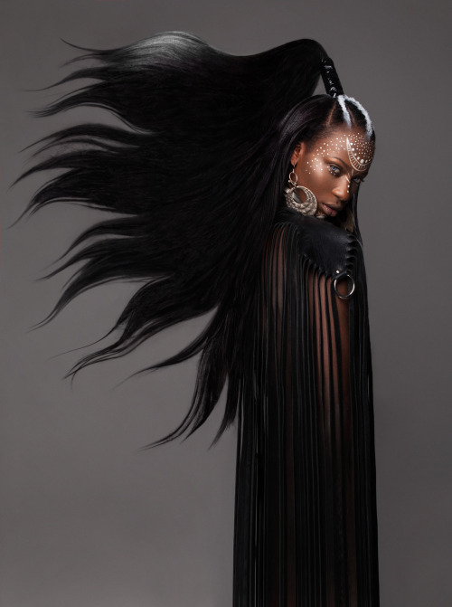 irakalan:  AFRO(British Hair Awards 2016)Photographer LUKE NUGENT