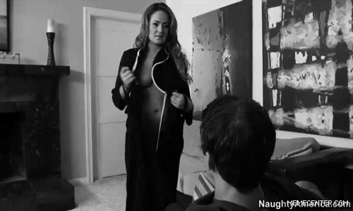 lisas-little-secret:momsongiffantasies:Mom son incest fantasiesI’m always naked under my robe and he
