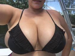 Some boobs from the other day boat ride&hellip; #angelinacastrolive #angelinacastro #bbw #cuban #latina #boobs by laangelinacastro