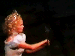 supersaurusunicorn:  Kristen Chenoweth pulling off one of the most badass moves in theatre history.