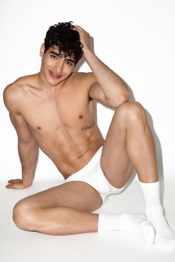 Hotmen-Addiction: