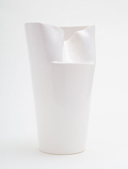 (via Six: A Series of Vases Inspired by Memories