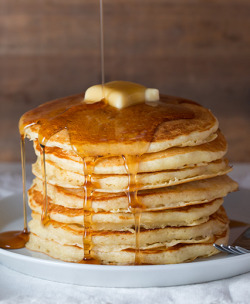 ilovedessert:  Buttermilk Pancakes 