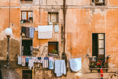 Windows of Cagliari (Sardegna, Italy) by Martin Elliss