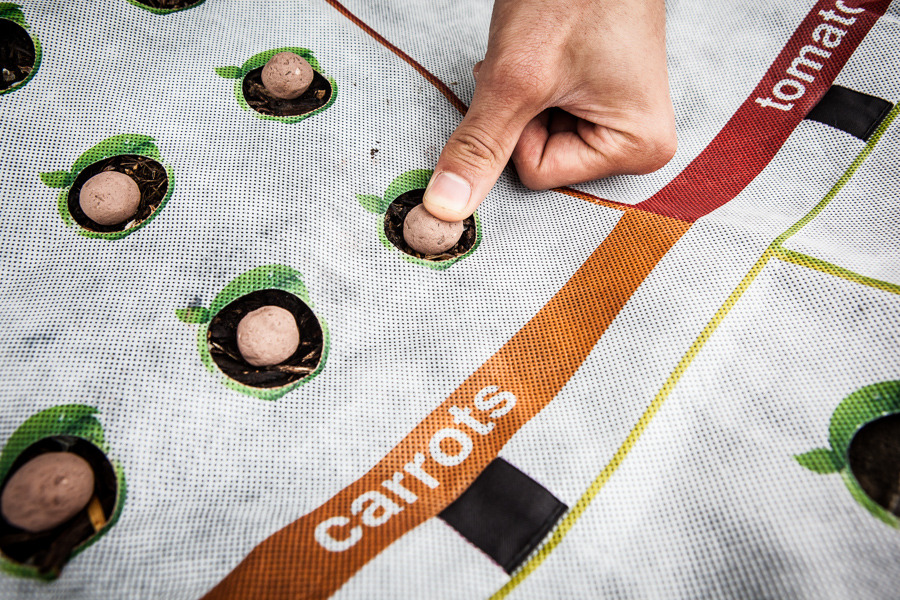 wanderblog:  treehugger:  The Nourishmat comes with everything you need to start
