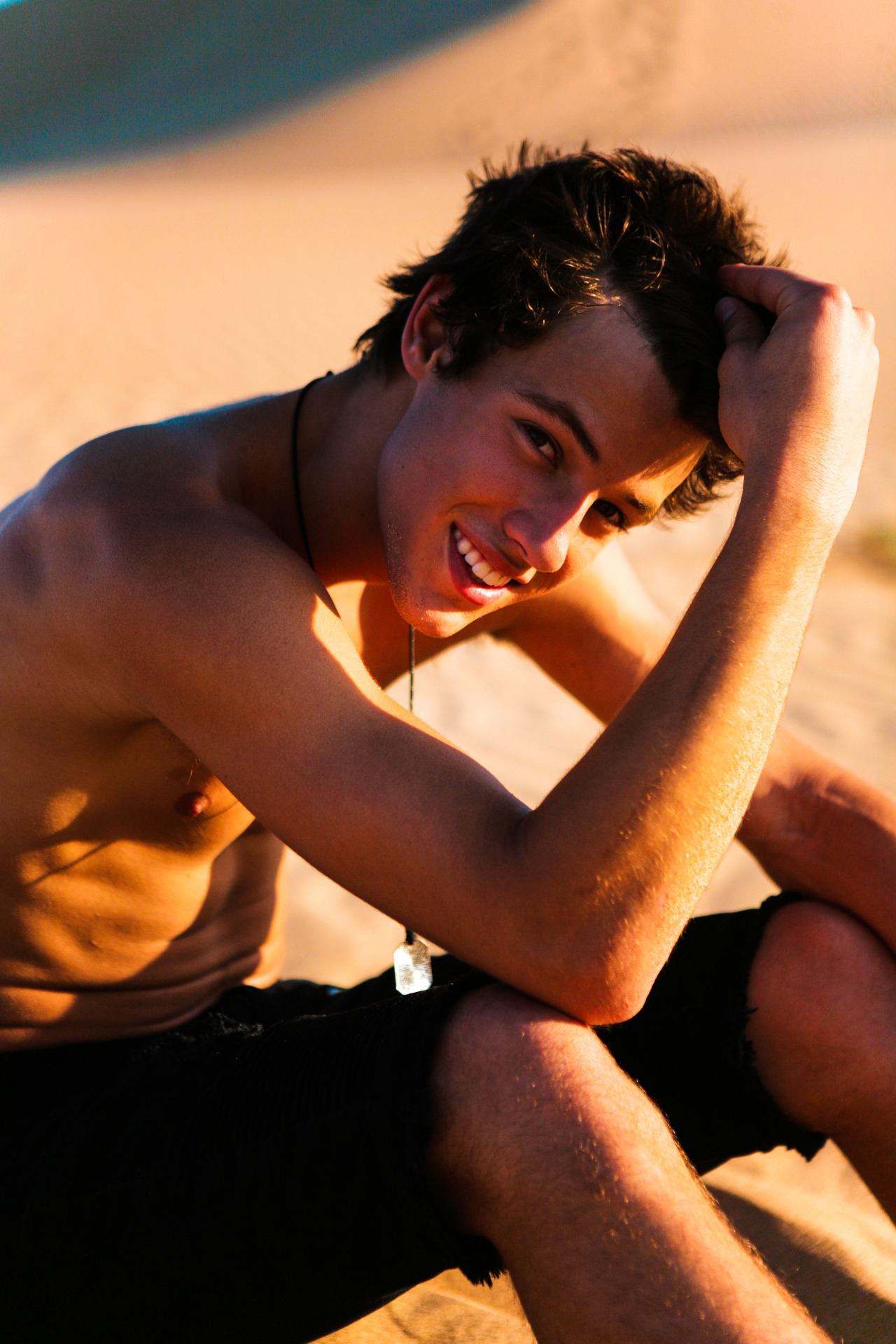 brandonandre:  IG: @BrandonAndre