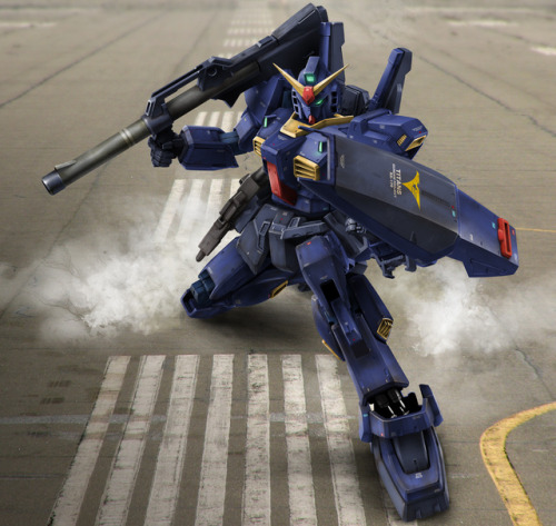 XXX absolutelyapsalus:  ガンダム Mk-II by photo