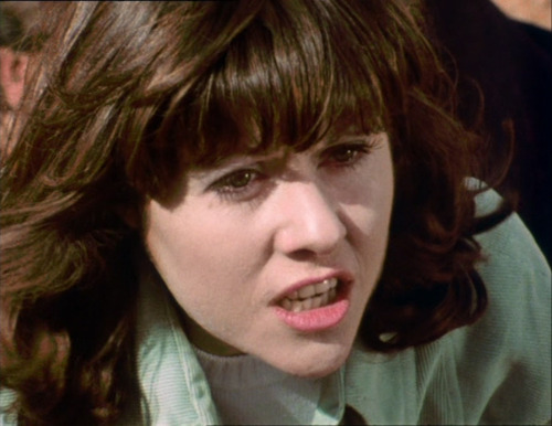 Elisabeth Sladen as Sarah Jane Smith in ‘Terror of the Zygons’ - pt 1