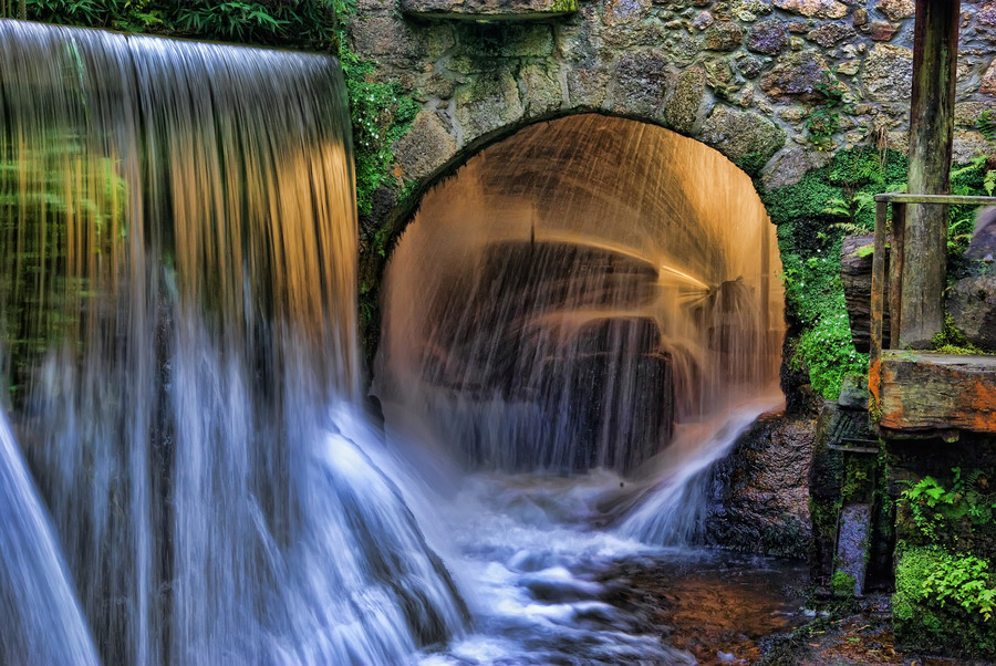 vicariousplacebo:  Molino…. by rikibaraka 