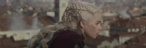 DAENERYS TARGARYENlike or reblog