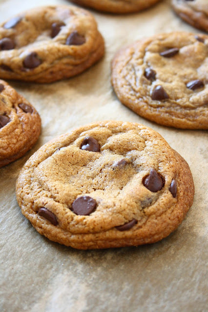 sweetoothgirl:    Soft Dark Brown Sugar Chocolate Chip Cookies   