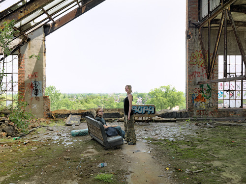 darksilenceinsuburbia:Dave JordanoDetroit - Unbroken DownIn the past 40 years, the number of people 