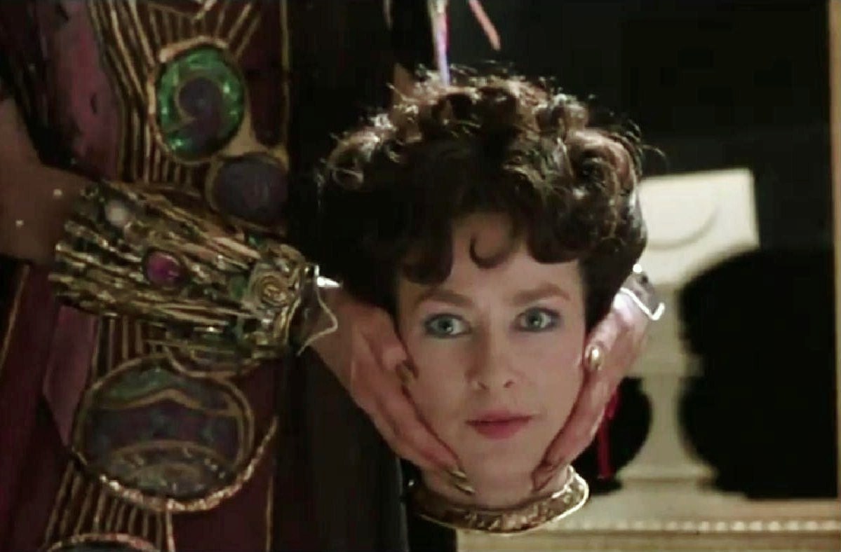 grumpythenick:  Return to Oz = twisted