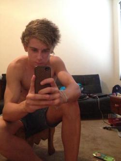 facebookhotes:  Hot Australian guys found on Facebook.  Follow Facebookhotes.tumblr.com for more. Submissions always welcome jlsguy2008@gmail.com or snapchat cdhill2000 