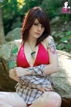 theperfectladies:  Perry Suicide 