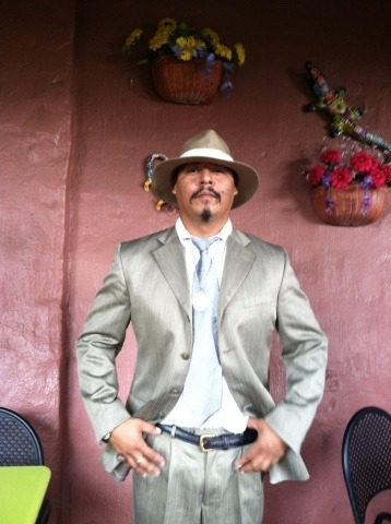 210sluts:  Augustine Sosa SanAntonio Texas looking to fuck your wife while u watch.