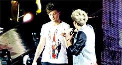  nouis + (slow) dancing 