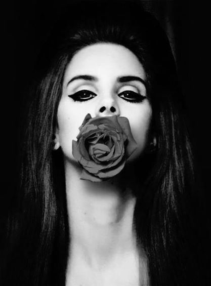diamondsanddelrey:  Lana Del Rey and Marina and The Diamonds Blog