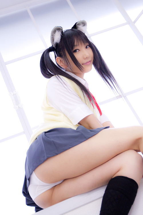 ♥ Will you pet me, Master?