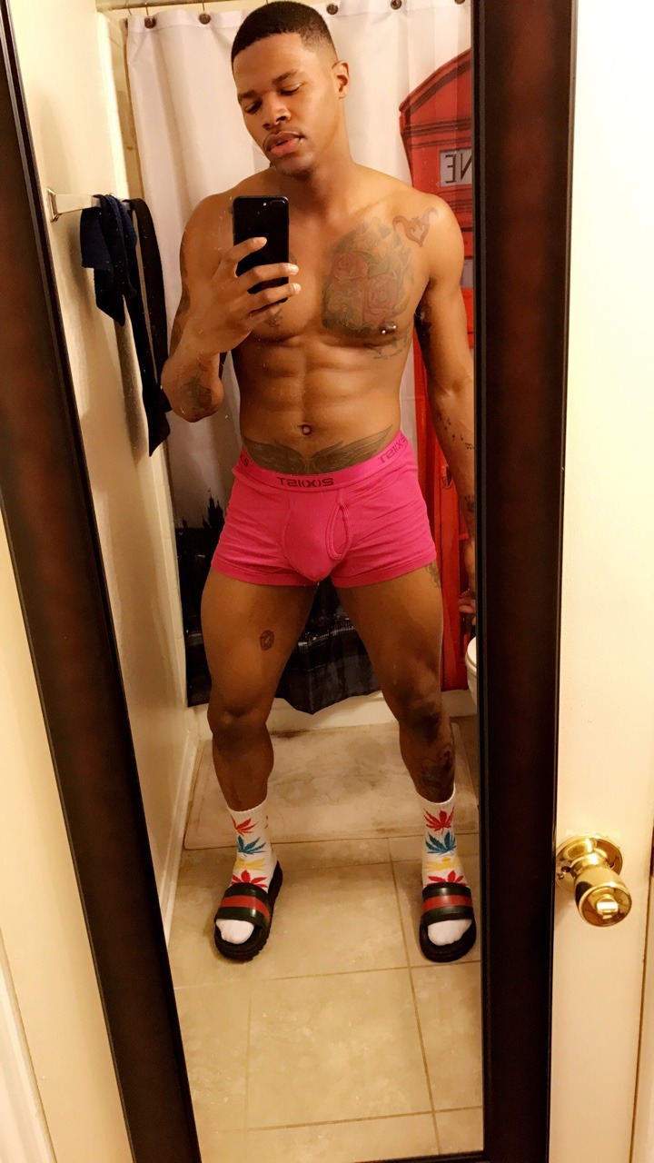 rudeboiromeo:  Rudeboi Romeo😉