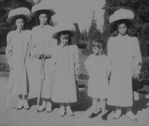 thedaughtersofthetsar: The children of Tsar Nicholas II of Russia in 1909