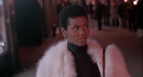 divalocity:A Glamtastic Flashback: Actress Gloria Hendry