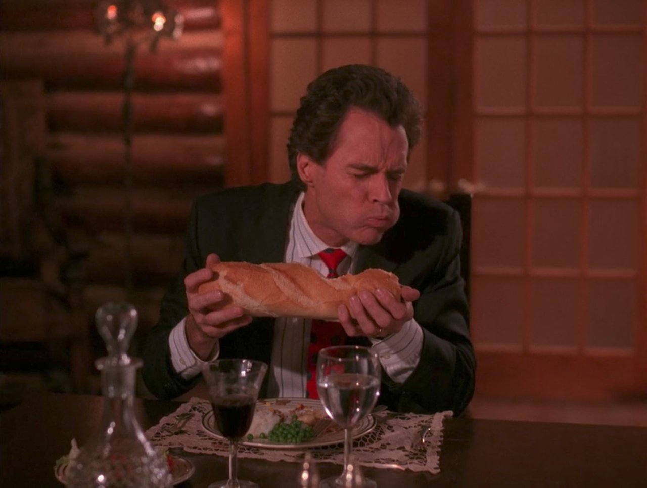 brand-upon-the-brain:Twin Peaks: S01 E03 “Zen or the Skill to Catch a Killer”