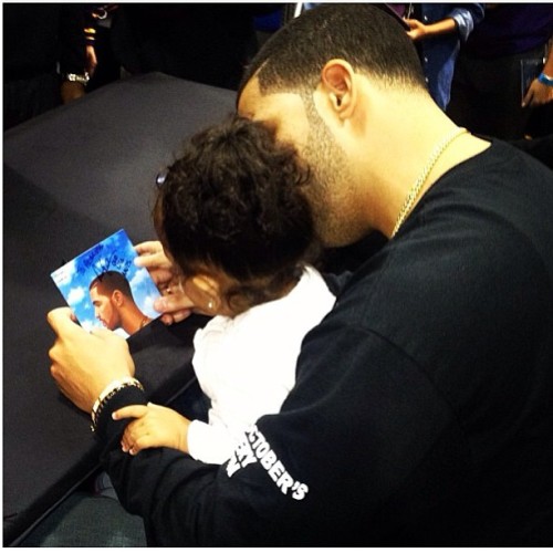 days-and-dust:ibeinmia:@champagnepapi love the kids. #ovobaby #ovo #nwts #drake #ymcmbstop it goddam