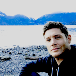 simplyjensendaily: jensenackles 📷 Backdrop for our season finale.  Not shabby at all.  #spnfamily  