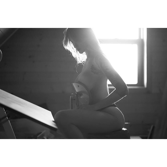 alyssabarbara:  Raw canvas 📐  Photo by @jasegraphics  #alyssabarbara #yvr #expressyourself