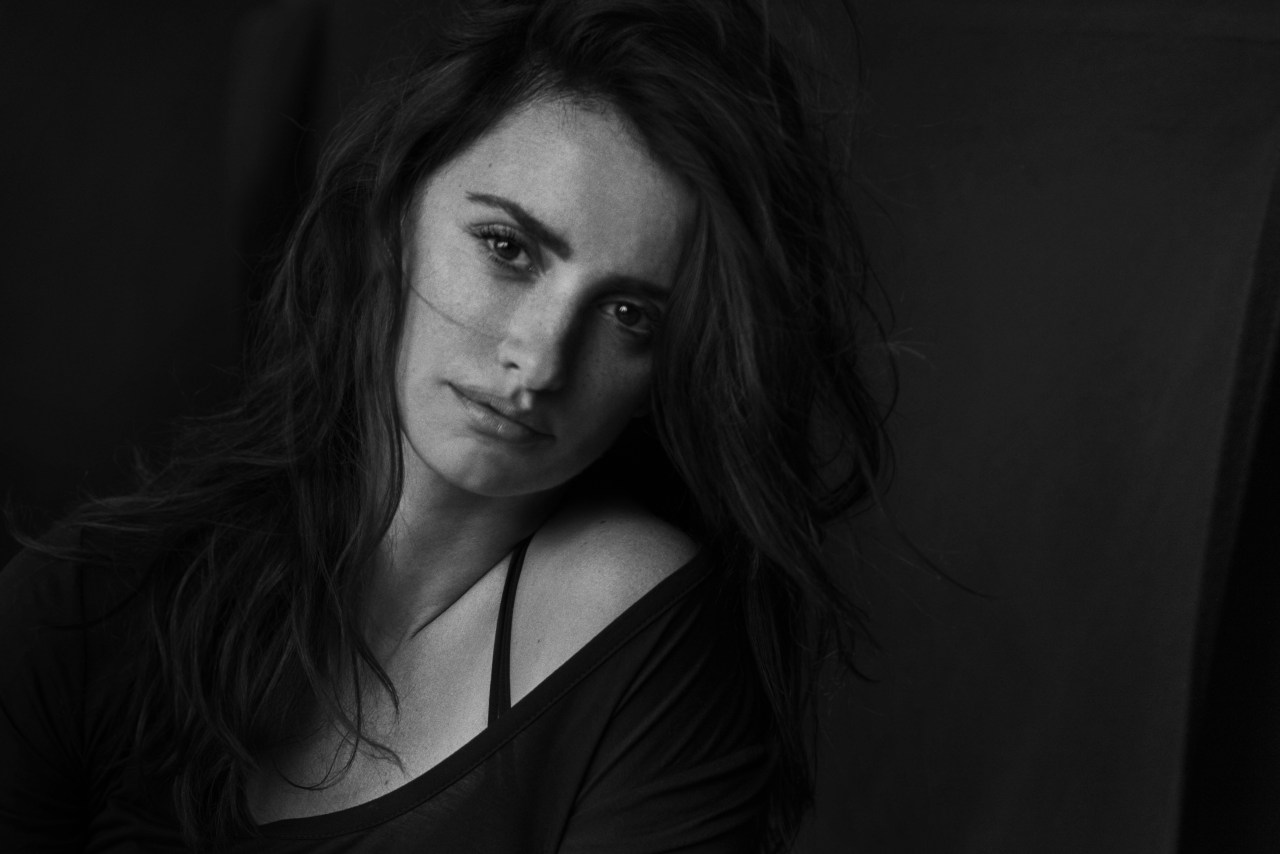 edenliaothewomb:  Penélope Cruz, photographed by Peter Lindbergh for Pirelli Calendar