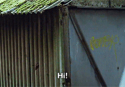 andiamburdenedwithgloriousfeels:  otterly-sherlocked:  sashayed:  #there is something weirdly relaxing about this gifset. #it’s like watching goldfish. (x)  is that former prime minister Harriet jones  yes 