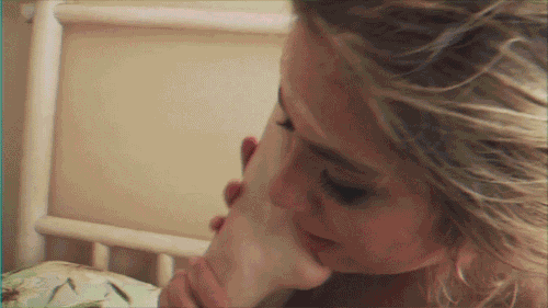 legsfeetnylons:  Belladonna in the first Madison Ivy in the second.