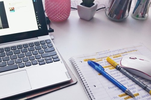 studyelux:  《Day 6 of 100 days of productivity!》 Today I did my online course about health issues ca