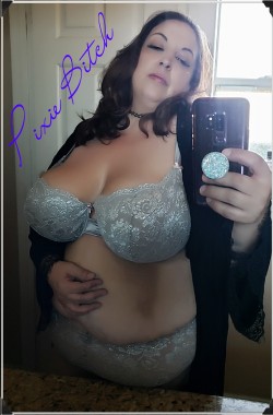 pixie-bitch75-deactivated202209:I have a thing for collecting Sexy Lingerie/matching