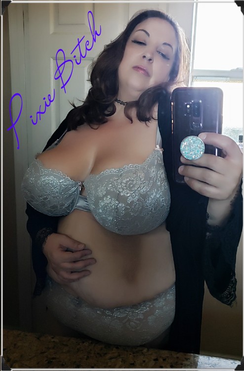 pixie-bitch75-deactivated202209:I have a thing for collecting Sexy Lingerie/matching
