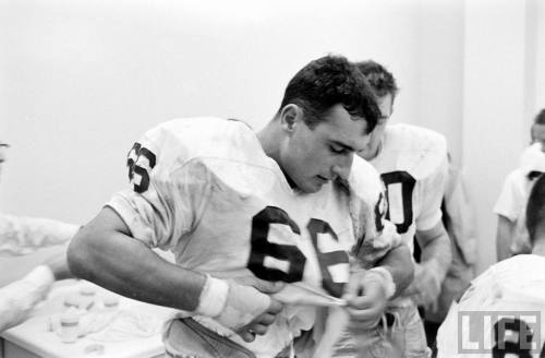 Life - Northwestern football - Robert W. Kelley - 1959 - 4d501f7d102149a6