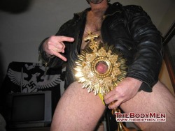 bearvk:  I am a lustful Cock and Satan worshiper!!!