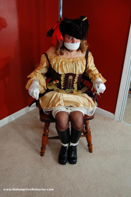 happytie:  Pirate re-enactment is always popular