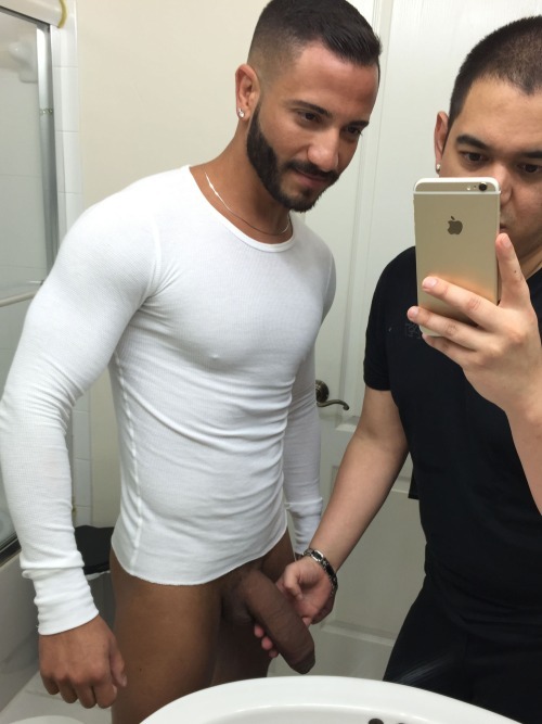 XXX gettingplowed:cigartop:Looks like the guy photo