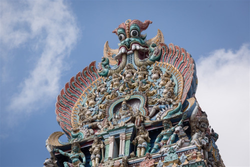 Gopura detail, Madurai Meenakshi Temple, Tamil Nadu, photo by Kevin Standage, more at https://kevins